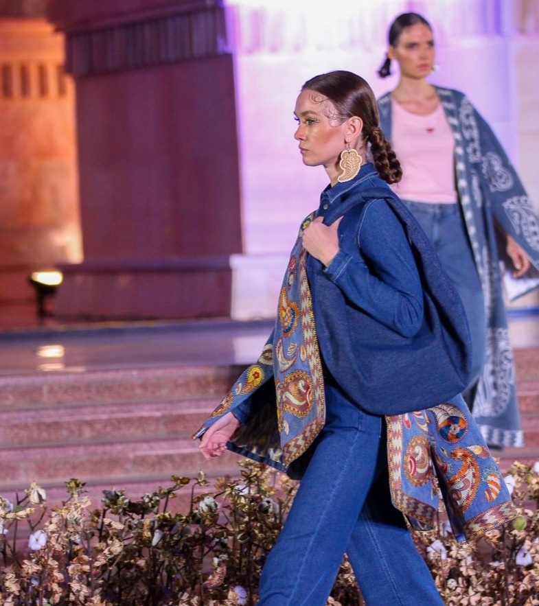 Jinsiy brendi va janob moylovi