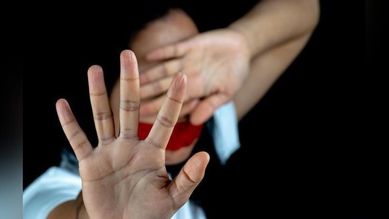 Pionerlar lagerida 12 yoshli bolalar ortasidagi jinsiy aloqa