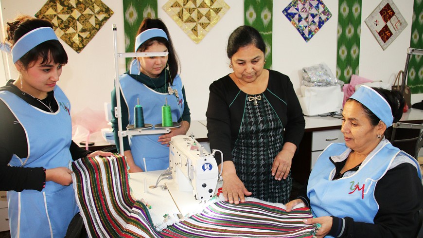 Toliq qizlarning fotosuratlari yalangoch holda Titroq orgazmlar toplami