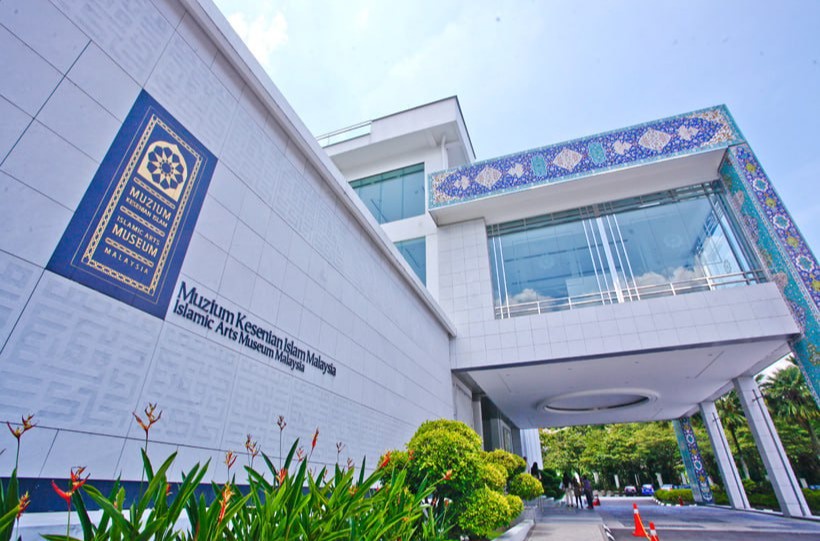 Kokrak sorish onlayn porno Gig porno qizi va onasi