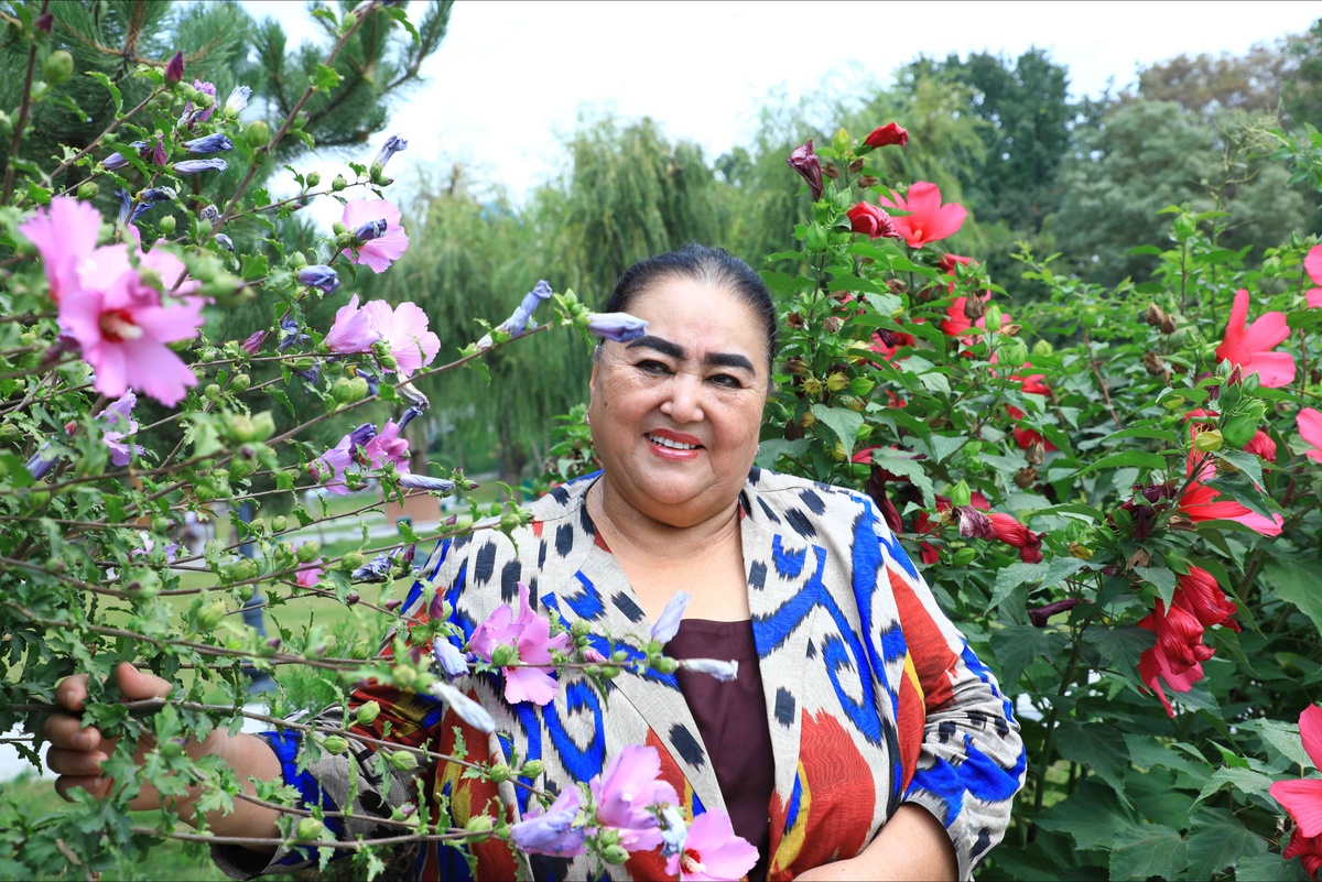 Yetuk ayollar fotosuratlar va porno filmlar