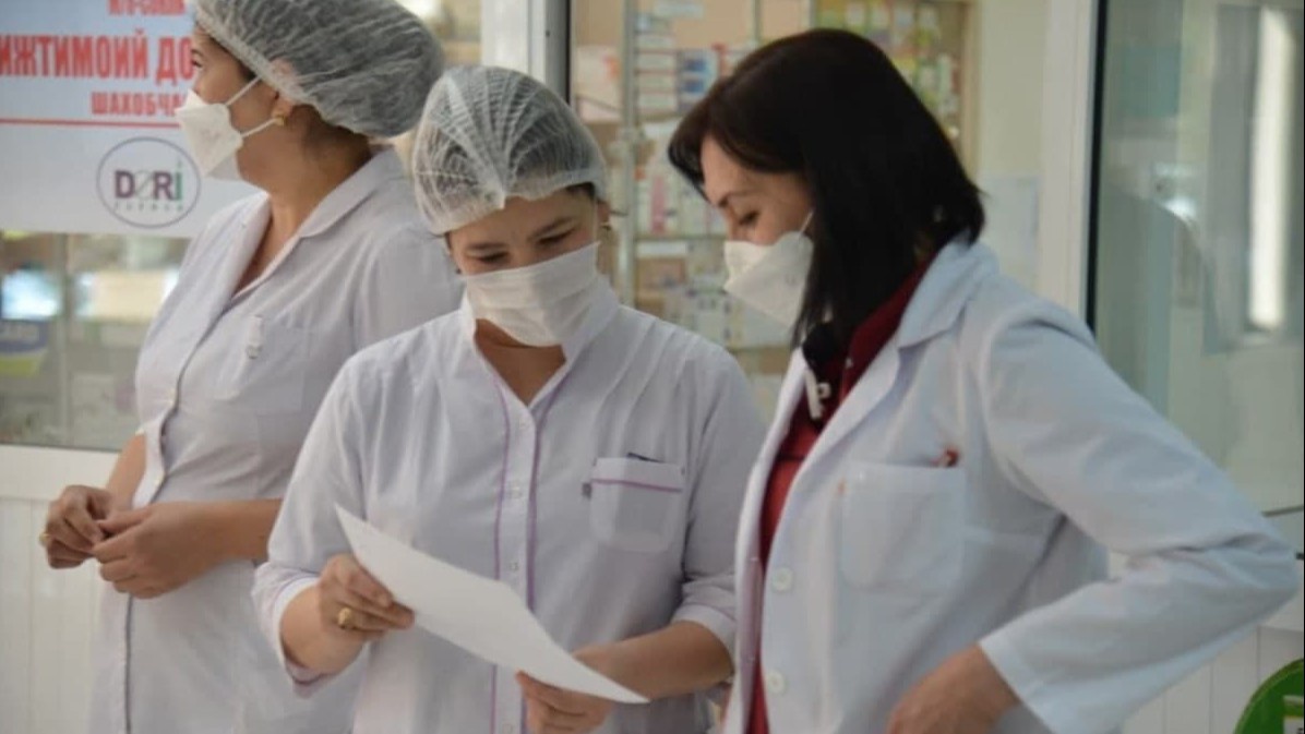 Poezd konduktori bilan jinsiy aloqa