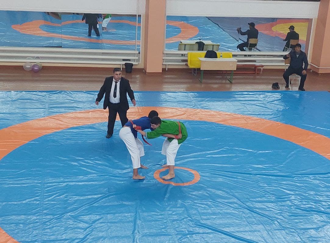 Chubby Lesbians filmini tomosha qiling