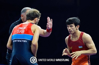 Алишер Ганиев вышел в финал чемпионата мира по греко-римской борьбе, Абдулло Алиев поборется за бронзу