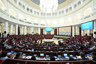 В Ташкенте проходит заседание Законодательной палаты Олий Мажлиса Республики Узбекистан