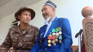 103 yoshda ham tomorqasini gullatayotgan Pirnazar bobo