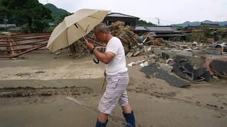 Японияда кучли ёмғир туфайли 20 мингдан зиёд аҳоли хавфсиз жойга кўчирилади