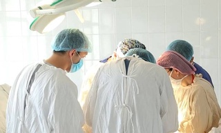 Хоразмлик аёл турмуш ўртоғига бир буйрагини берди 