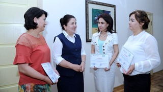 Аёл бахтли бўлса, оила ва жамият  фаровон бўлади