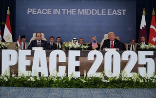 The White House announced a declaration signed in Egypt