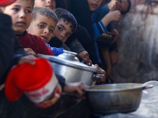 Ғазо секторида очарчилик туфайли 30 нафар бола ҳаётдан кўз юмди