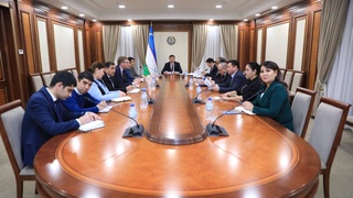 Сенат қўмитасининг 2022 йилдаги фаолияти якунлари муҳокама этилди