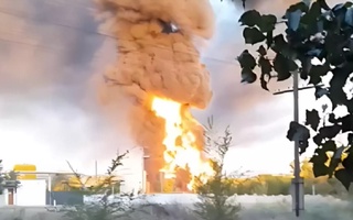 Волгоград вилоятидаги нефть базасига дронлар ҳужум қилди