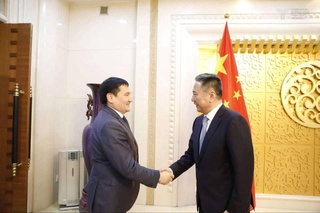 Илҳом Махкамов Хитой транспорт вазири Ли Сяопен билан учрашди