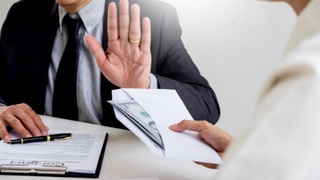 Endi yaqin qarindoshlar bilan bogʻliq korrupsiya xavflari tez aniqlanadi