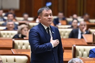 Amanbay Orinbayev Senat Raisining oʻrinbosari lavozimiga saylandi