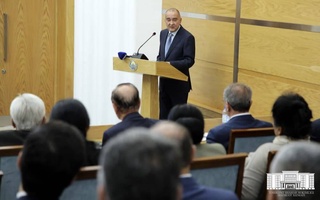 Обращение хокима Ташкента Ж. Артикходжаева к Ташкентскому городскому Кенгашу народных депутатов