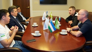 AKT vaziri AQSHda “Reface and Roosh Ventures Investment Fund” rahbari bilan uchrashdi