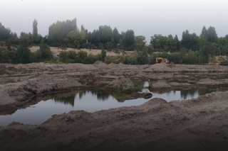 Андижонда ноқонуний қум қазиган шахс жавобгарликка тортилди