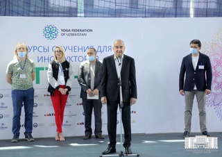 Россиялик спортчилар иштирокида йога курслари бошланди