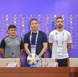 Бугун Хўжандда катта футбол