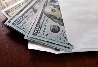 Оқдарё туманида Америка Қўшма Штатларига ишга юборишни ваъда қилган фирибгарлар ушланди