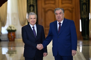 Өзбекстан мен Тәжікстан арасындағы Одақтастық қатынастар туралы шарт күшіне енді