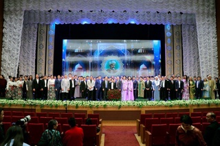 “Navoiydan taralgan mangu navolar”