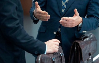 Аҳолидан асоссиз ортиқча ҳужжат талаб қилиб олган мансабдор шахслар жавобгарликка тортилди