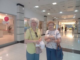 Саккизи бор рақамли меҳмонларга музейдан эсдалик совғалар берилди