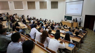 Дар Ӯзбекистон мӯҳлати пардохти шартномаи донишҷӯёни мактабҳои олӣ то 15 март дароз карда шуд