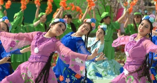 Бунча гўзал она юртим Наврўзлари