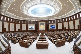 В ходе тридцать третьего пленарного заседания сенаторами рассмотрено 11 вопросов, в том числе 6 законов