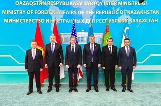 Ҳайати Ӯзбекистон дар ҷамъомади формати "С5+1" дар Остона ширкат кард