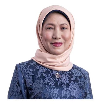 Ненси Шукри Самарқанддаги “Ипак йўли” халқаро туризм ва маданий мерос университетининг илк битирувчиларига табрик йўллади