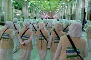 Umraga borish 19-martdan rasman toʻxtatiladi