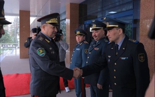 Министр обороны Республики Узбекистан принял военную делегацию Казахстана