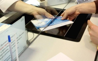 Женщина из Наманганской области «заработала» 164 миллиона сумов на поддельных авиабилетах