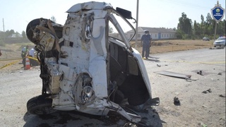 В результате ДТП, двое погибли, трое находятся в реанимации