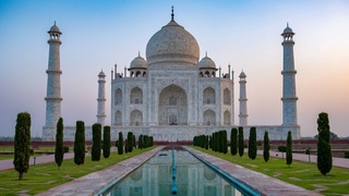 Икки ойлик танаффусдан сўнг Тож Маҳал туристлар учун очилди