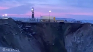 Қозоғистонда автобус чуқурга тушиб кетди, оқибатда икки киши ҳаётдан кўз юмди