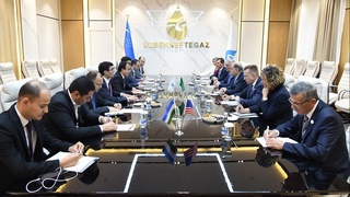 Обсуждены перспективы сотрудничества с руководством АО «Узбекнефтегаз» и американской компании «Air Products»