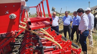 ФАО внедряет в Узбекистане передовой опыт по механизации сельского хозяйства