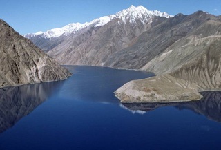 Ӯзбекистон ва Тоҷикистон ба нақша гирифтаанд, минтақаро бо оби кӯли Сарез таъмин кунанд