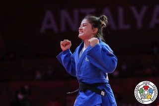 Диёра Келдиёрова Улан-Батор “Катта дубулға” турнири совриндори бўлди