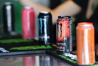 Шифокорлар нега энергетик ичимликларни ҳаёт ва соғлик учун хавфли деб ҳисоблайди?