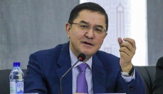 Жамшид Қўчқоров: Камбағалликни одамларга пул тарқатиб қисқартириб бўлмайди