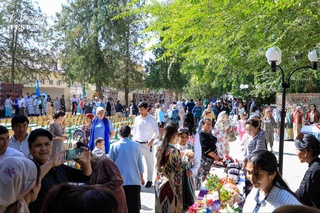 В Нуратинском районе Навоийской области состоялась ярмарка внутреннего туризма «Путешествуй по Узбекистану!»