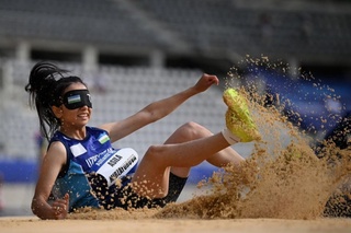 Асила Мирзаёрова делегациямизга илк олтин медални тақдим этди