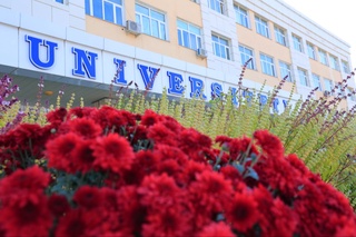 Urganch davlat universitetida “Yashil makon” loyihasi doirasida kuzgi koʼchat ekish mavsumi davom etmoqda